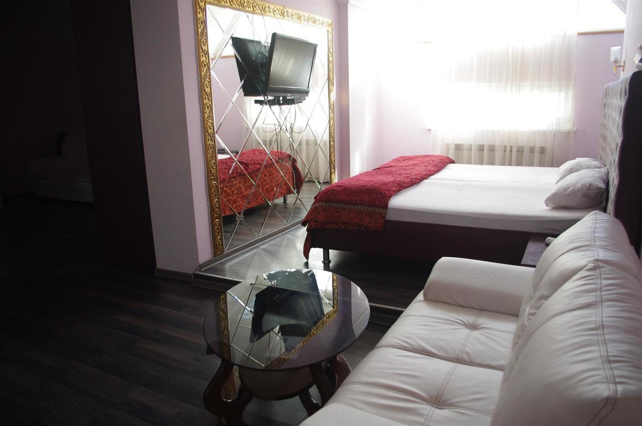 Emperum Nelson Hotel Кишинёв Экстерьер фото