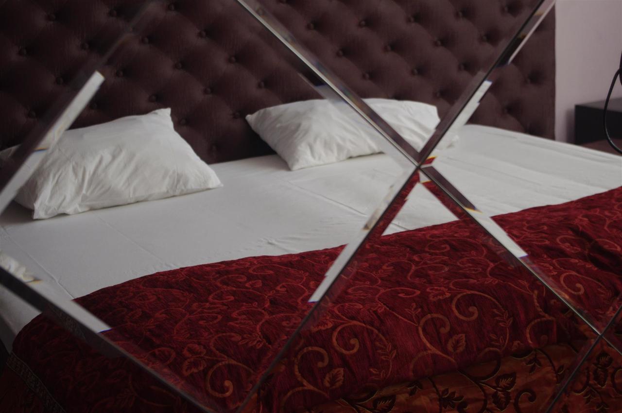 Emperum Nelson Hotel Кишинёв Экстерьер фото