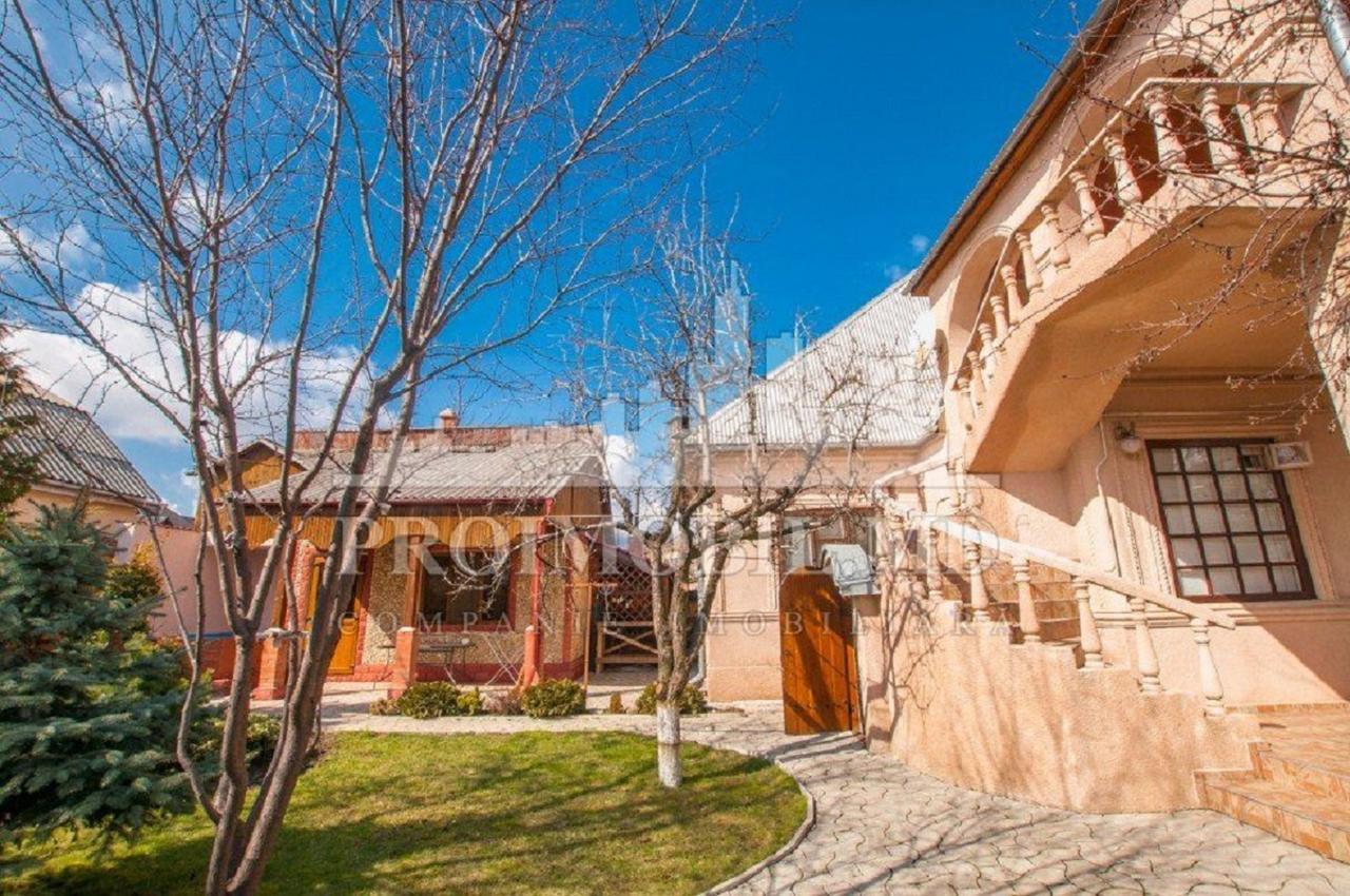 Emperum Nelson Hotel Кишинёв Экстерьер фото