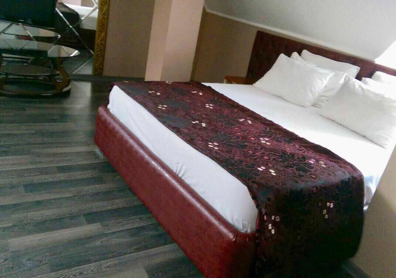 Emperum Nelson Hotel Кишинёв Экстерьер фото