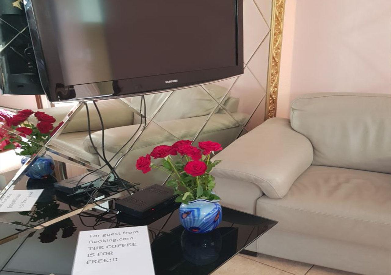 Emperum Nelson Hotel Кишинёв Экстерьер фото